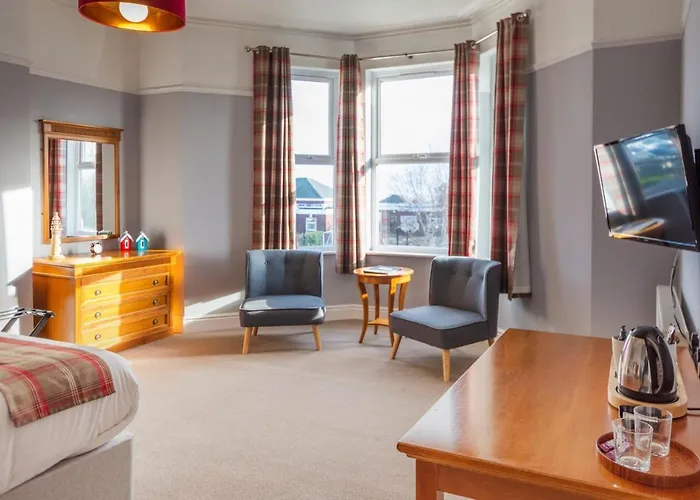 Explore the Best Lowestoft Hotels for a Perfect Stay