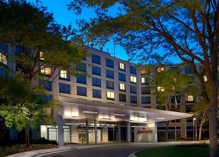 Discover the Best Hotels in Naperville IL for Your Next Visit