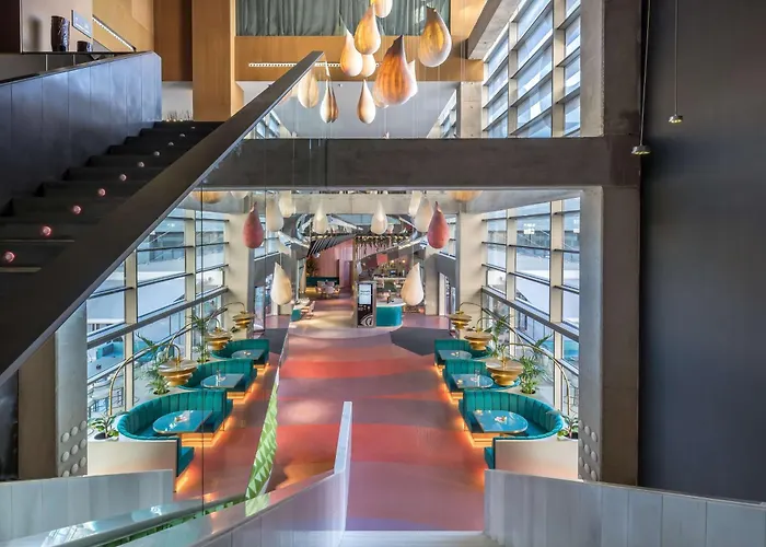 Mejores Hoteles en Málaga para Familias con Niños