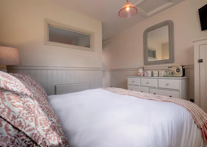 Top-Rated Hotels in Dunwich