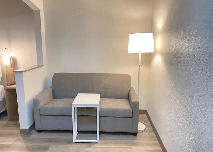 Best Beachfront Hotels in Galveston