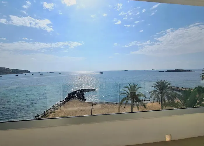Mejores Hoteles a Ibiza Town para Tus Vacaciones