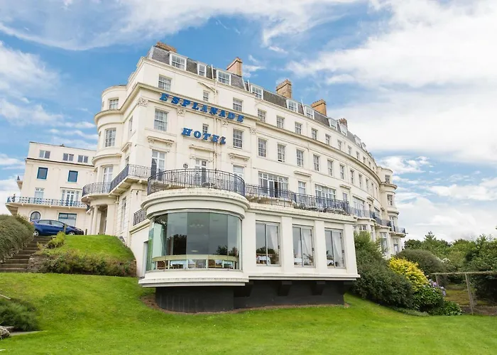 Half Board Hotels in Scarborough: Unveiling the Perfect Accommodation Choices