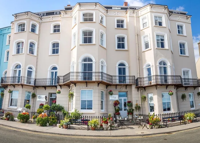 Plan Your Stay at the Finest Hotels at Tenby - A Hidden Gem in United Kingdom